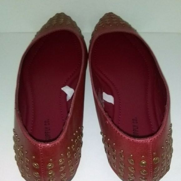 Flats - Picture 2 of 2